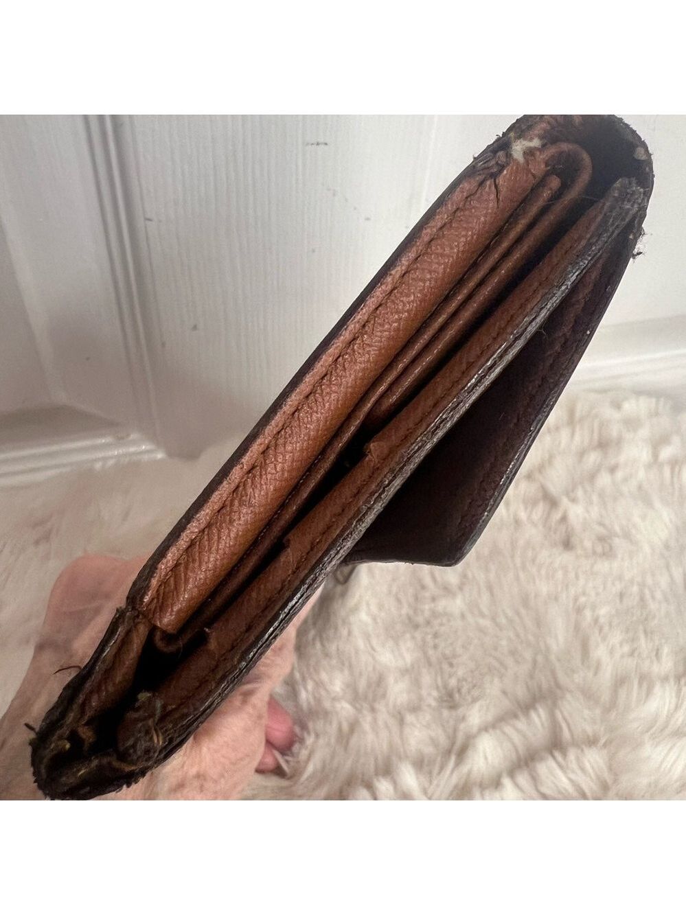 LOUIS VUITTON MONOGRAM PORTE TRESOR INTERNATIONAL WALLET - Picture 5 of 15